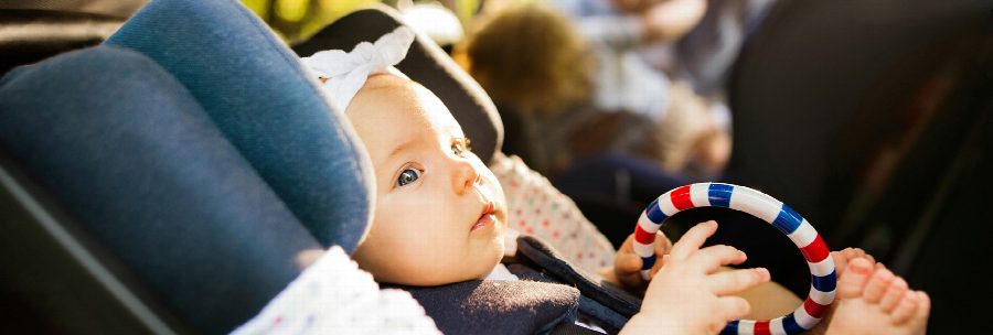 Hoe bereid je je voor op de eerste vakantie met je baby?