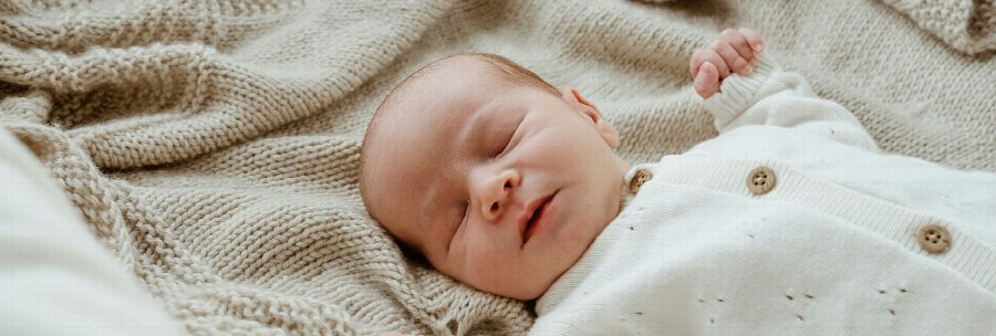 Hoe creëer je een fijne slaaproutine voor je baby?